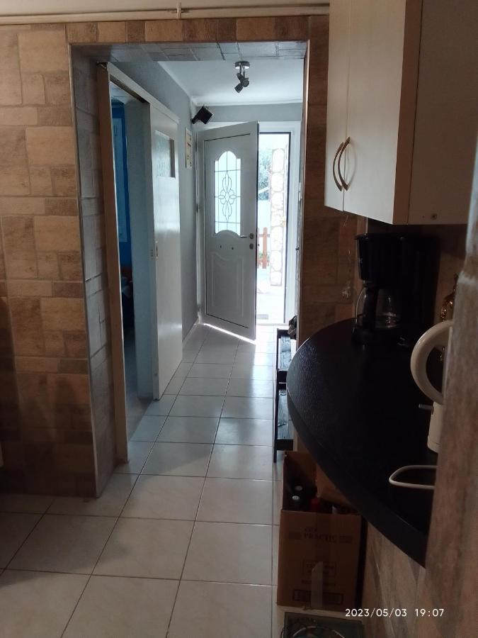 Antonia Family House Near Airport Apartment Porto Rafti Exterior photo